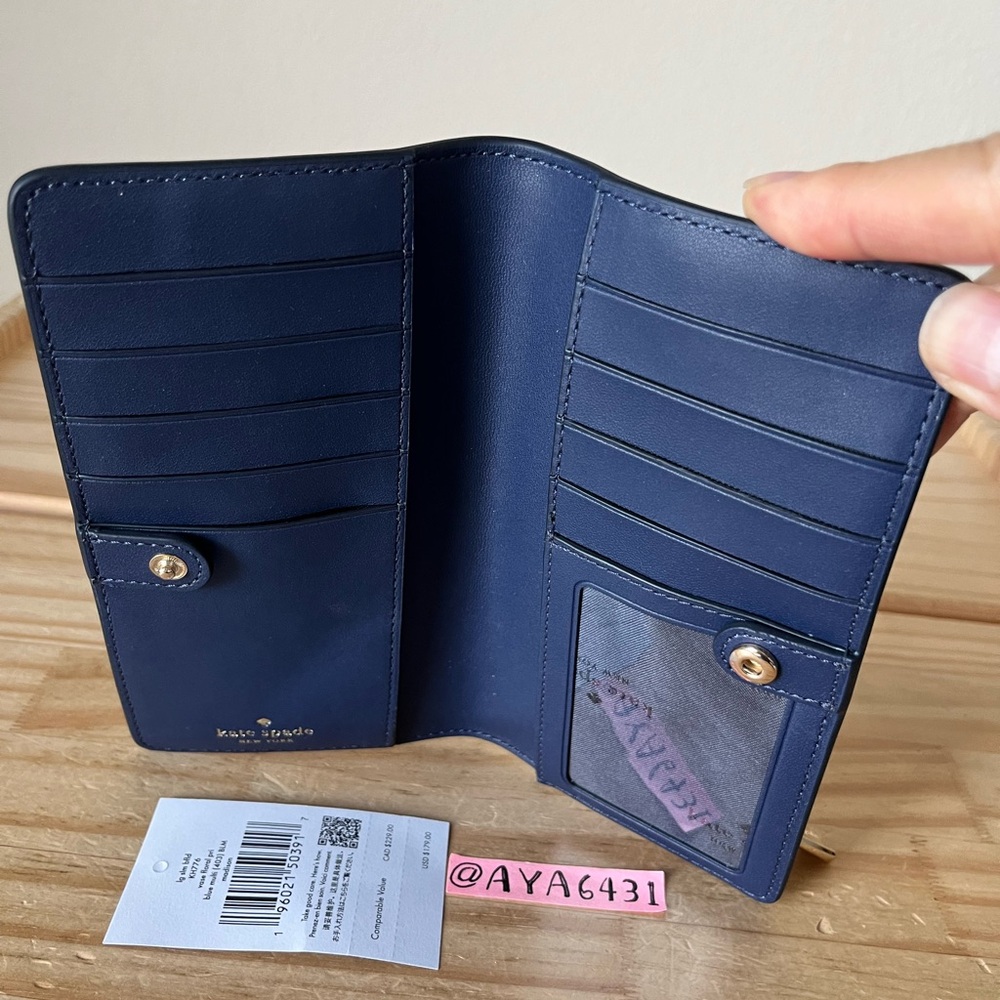 Kate Spade Wallet🎈🎈 - Picture 5 of 7